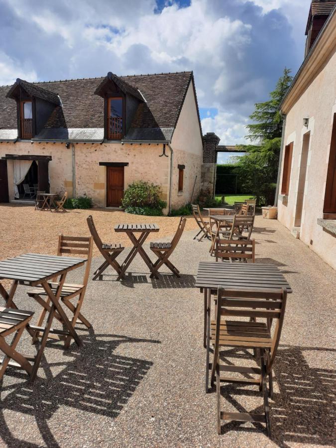 La Maison Genevier - Chambre La Family Montreuil-en-Touraine Εξωτερικό φωτογραφία