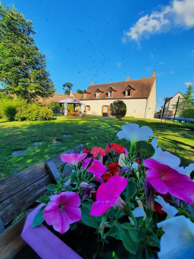 La Maison Genevier - Chambre La Family Ξενοδοχείο Montreuil-en-Touraine Εξωτερικό φωτογραφία