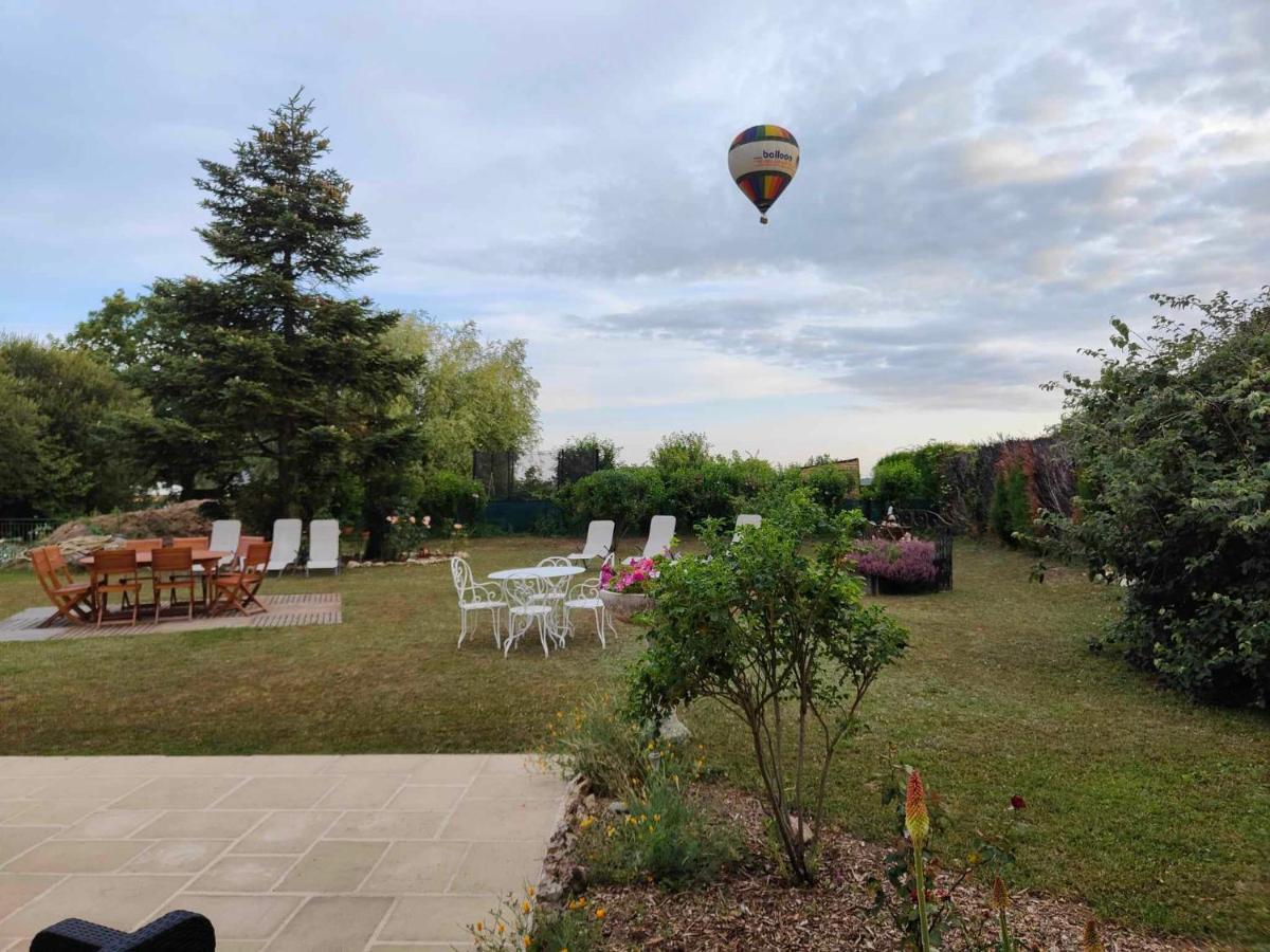 La Maison Genevier - Chambre La Family Montreuil-en-Touraine Εξωτερικό φωτογραφία